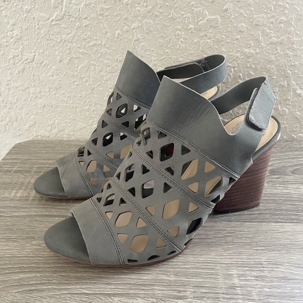 Vince Camuto Meralda Grey Smoked Stack Heel Sling Back Sandals NWOT Size 10